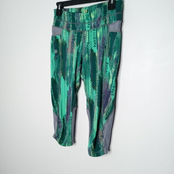 Athleta cropped leggings size XS - Picture 2 of 5